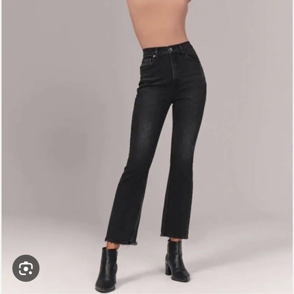 Abercrombie & Fitch Ultra High Rise Kick Flare Jeans